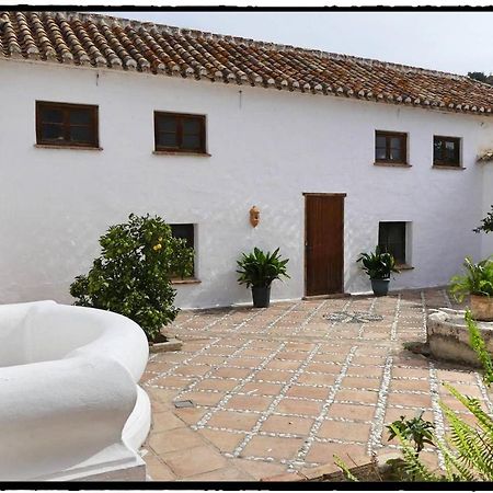 Вилла Cortijo Casas Viejas Малага Экстерьер фото