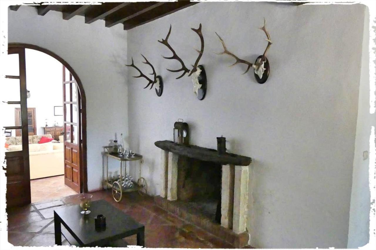 Вилла Cortijo Casas Viejas Малага Экстерьер фото