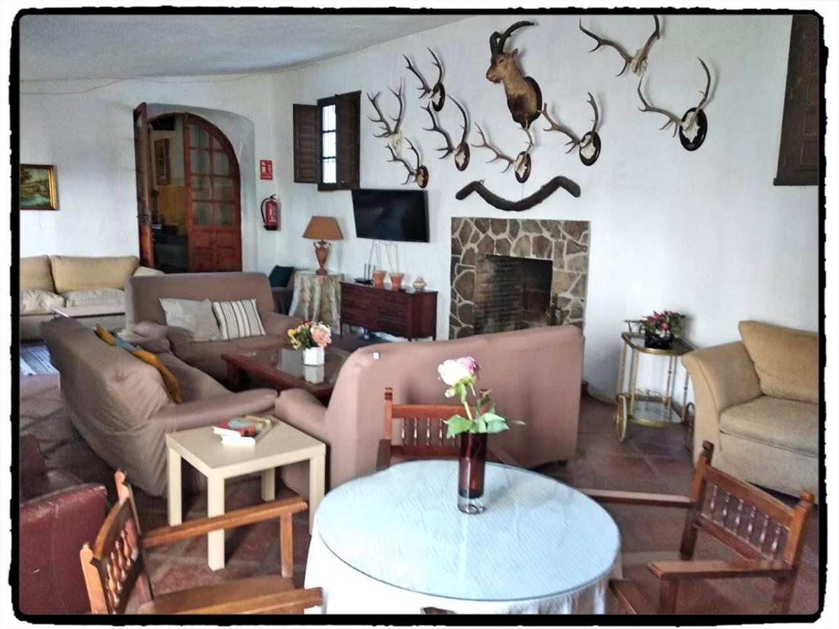 Вилла Cortijo Casas Viejas Малага Экстерьер фото