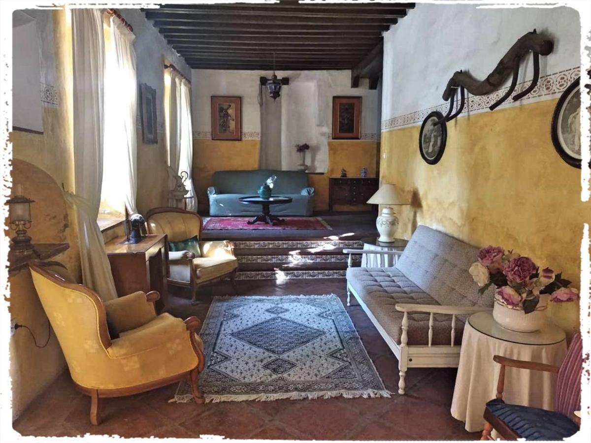 Вилла Cortijo Casas Viejas Малага Экстерьер фото